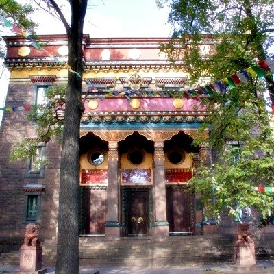 Буддийский храм Дацан Гунзэчойнэй в Санкт-Петербурге фото